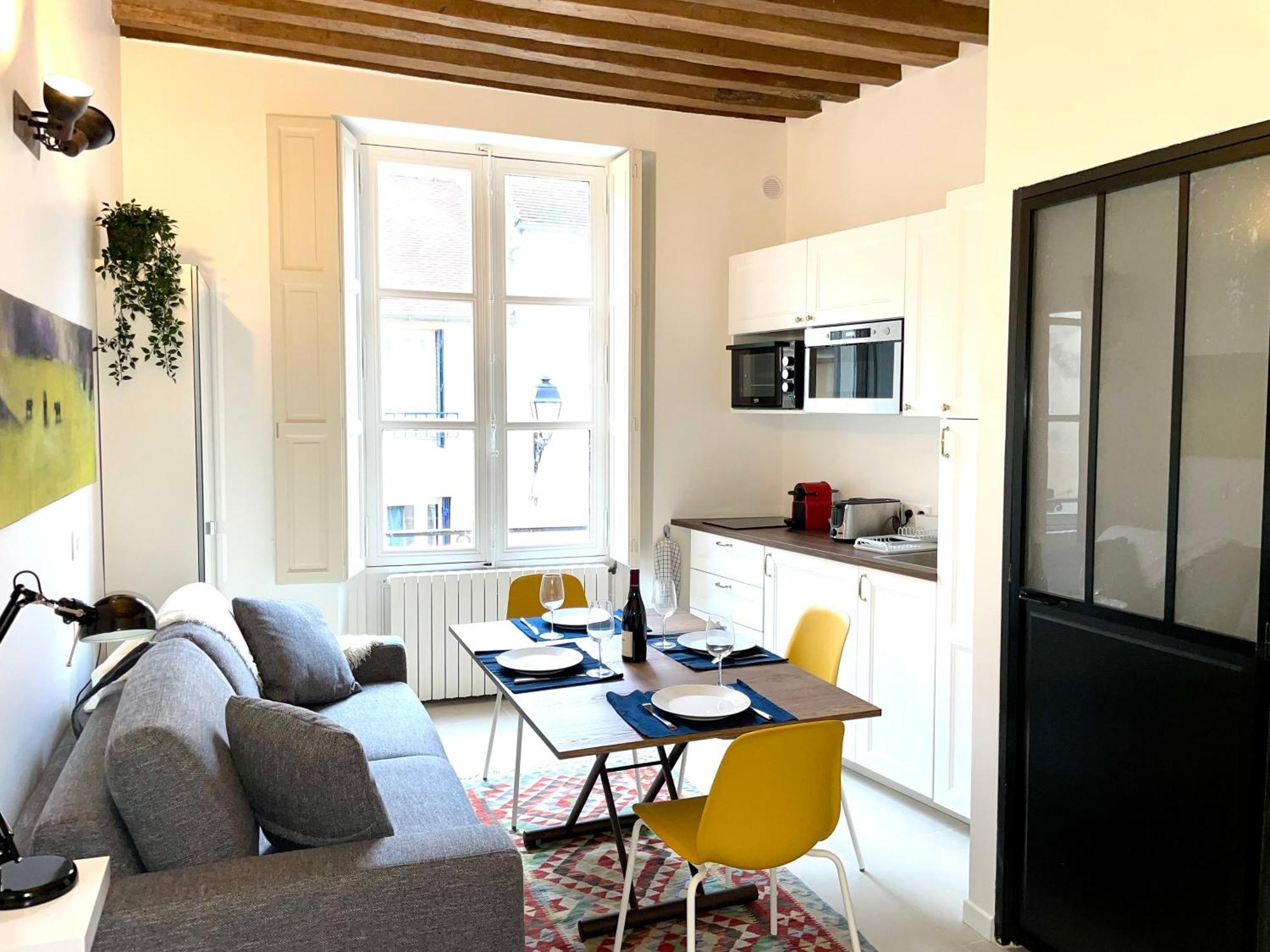 Studio Renove Et Tres Fonctionnel, Marly-Le-Roi Esterno foto